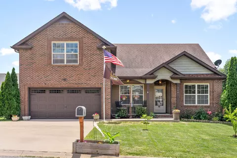 3446 Bradfield Dr, Clarksville, TN 37042