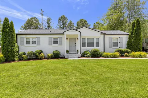 208 Avondale Dr, Franklin, TN 37064