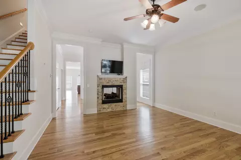 1726 6th Ave N, Nashville, TN 37208