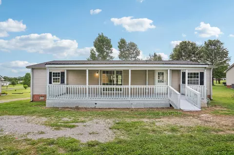 135 Lbj Dr, Gallatin, TN 37066