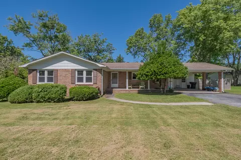 218 Skyview Ln, Tullahoma, TN 37388