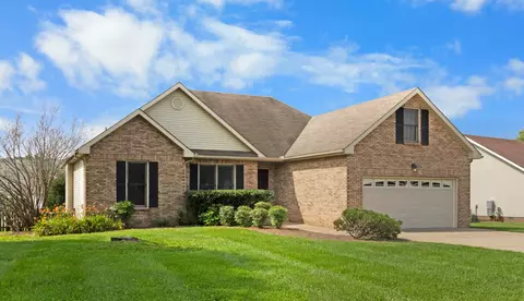 3384 Marrast Dr, Clarksville, TN 37043