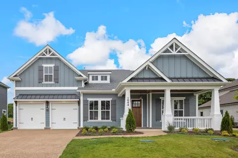 1060 Pine Creek Dr, Arrington, TN 37014