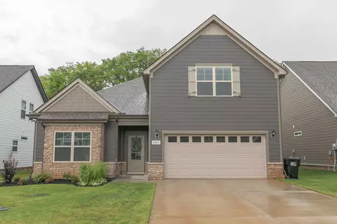 2423 Fig Dr, Murfreesboro, TN 37127