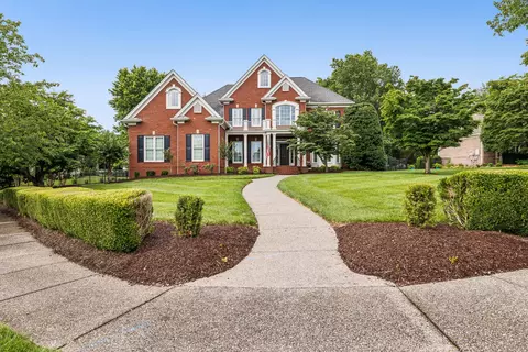 211 Waterbury Cir, Franklin, TN 37067