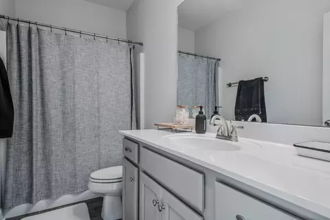 Bath - 2403 Tin Cup Dr, Murfreesboro, TN 37128 photo 1 of 3