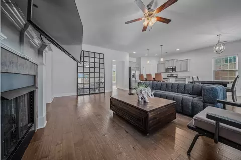 Entry Way - 2403 Tin Cup Dr, Murfreesboro, TN 37128 photo 2 of 3