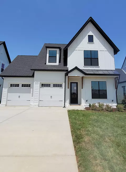 5734 Sagebrush Dr, Murfreesboro, TN 37129