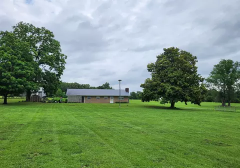 1319 Francis Ferry Rd, Mcminnville, TN 37110