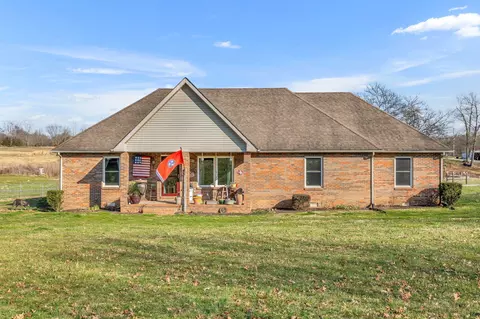3889 Armstrong Rd, Springfield, TN 37172 photo 1