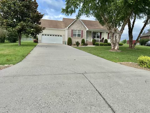 Exterior - 120 Eldon Dr, Manchester, TN 37355 photo 3 of 15