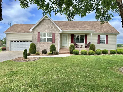 120 Eldon Dr, Manchester, TN 37355