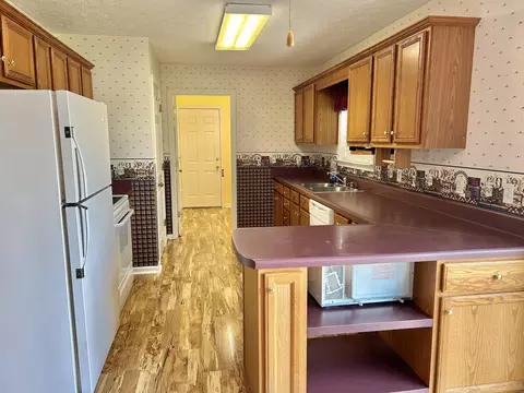 Kitchen - 120 Eldon Dr, Manchester, TN 37355 photo 2 of 5