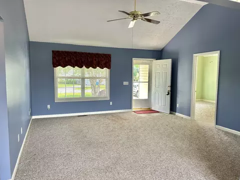 Living - 120 Eldon Dr, Manchester, TN 37355 photo 1 of 2