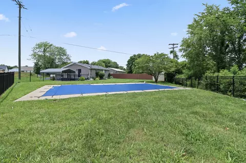 Exterior - 308 Greer Dr, Springfield, TN 37172 photo 4 of 8