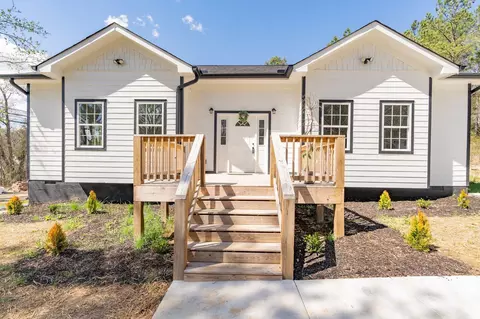 55 Lail Rd, Chickamauga, GA 30707