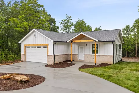 154 Grayson Way, Signal Mountain, TN 37377