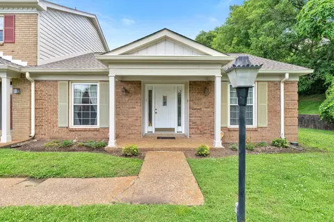 8300 Sawyer Brown Rd #F301, Nashville, TN 37221
