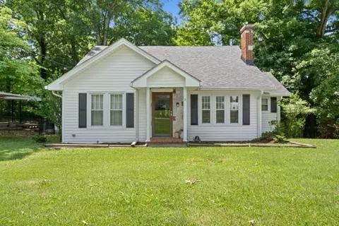 3025 Vanleer Hwy, Charlotte, TN 37036
