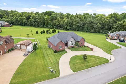 1296 Baylor Ct, Clarksville, TN 37040