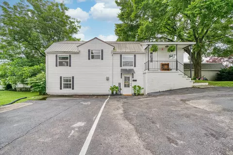 9 E Wall St, Sparta, TN 38583