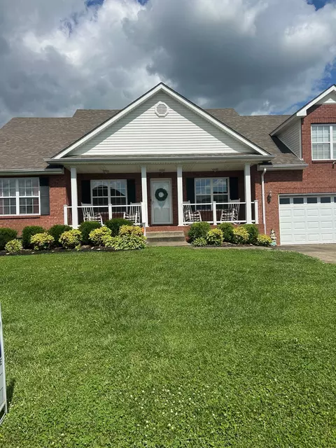 679 Clover Hills Ct, Clarksville, TN 37043