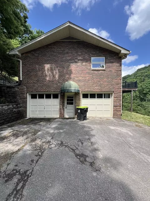 5161 Granny White Pike, Nashville, TN 37220