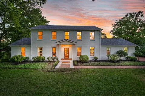 1211 Arrowhead Dr, Brentwood, TN 37027