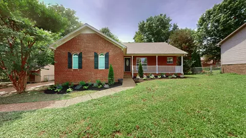 208 Collin Dr, Columbia, TN 38401