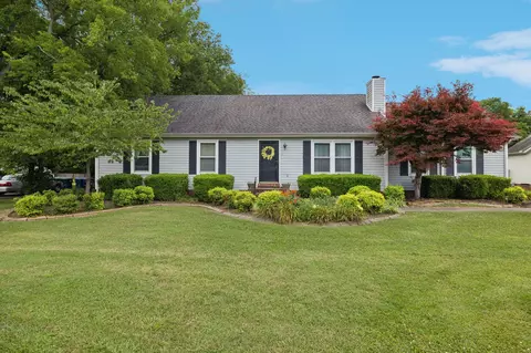 1442 Trotters Ln, Rockvale, TN 37153