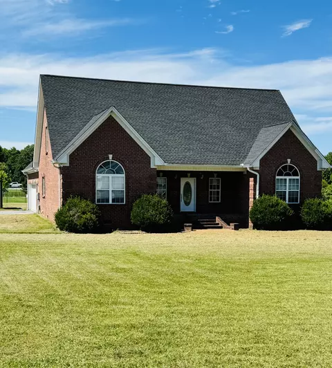 8603 Red Boiling Springs Rd, Lafayette, TN 37083
