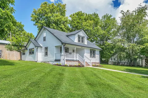 1620 S Main St, Columbia, TN 38401