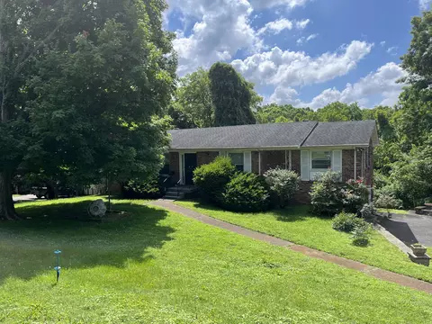 416 Hollydale Dr, Nashville, TN 37217