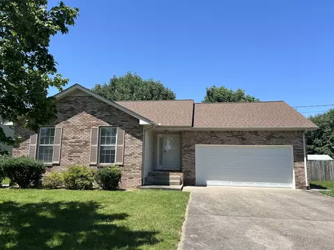 611 Corinth Ct, Clarksville, TN 37040