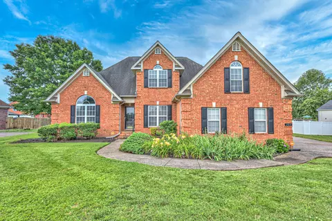 351 Veterans Pkwy, Murfreesboro, TN 37128