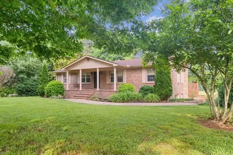 1596 Ricketts Mill Rd, Mount Pleasant, TN 38474