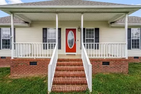 15 Parkview Dr, Fayetteville, TN 37334