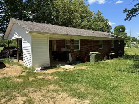Exterior - 122 N Main St, Loretto, TN 38469 photo 3 of 11