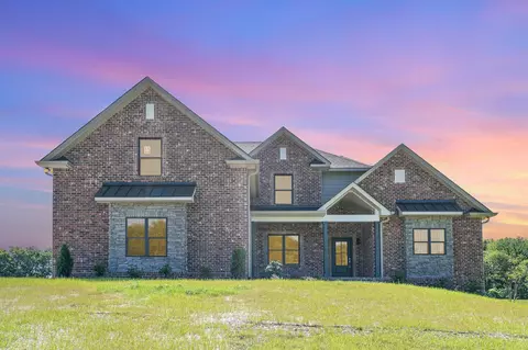 600 Bass Rd, Bethpage, TN 37022