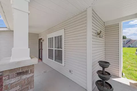 Exterior - 1908 Grants Pass, Madison, TN 37115 photo 4 of 4