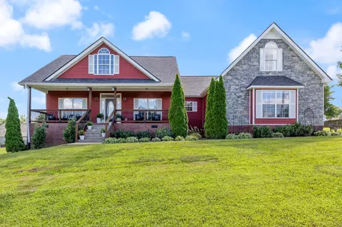 103 Sweetbriar Ln, Burns, TN 37029
