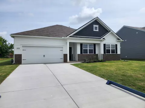 202 Crossgrain Rd, Cookeville, TN 38506