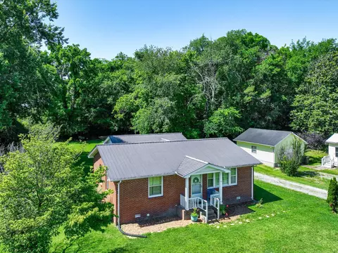 104 E Ward St, Centerville, TN 37033 photo 10