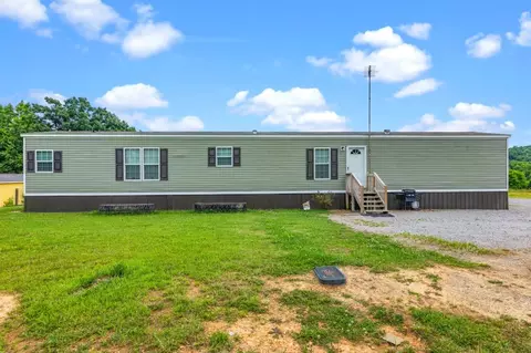 724 Captain Carter Rd, Spencer, TN 38585
