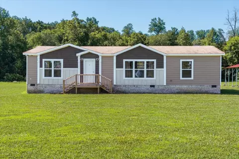 1762 Pocahontas Rd, Morrison, TN 37357