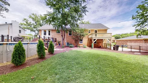 Exterior - 1119 Tomahawk Trce, Murfreesboro, TN 37129 photo 10 of 15