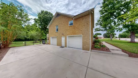 Exterior - 1119 Tomahawk Trce, Murfreesboro, TN 37129 photo 6 of 15