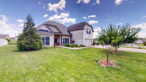 4333 Freemark Dr, Smyrna, TN 37167