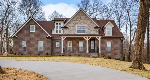 3868 Morgan Cir, Cunningham, TN 37052