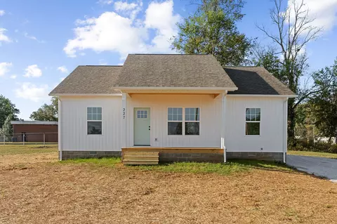 227 Wilhite St, Doyle, TN 38559